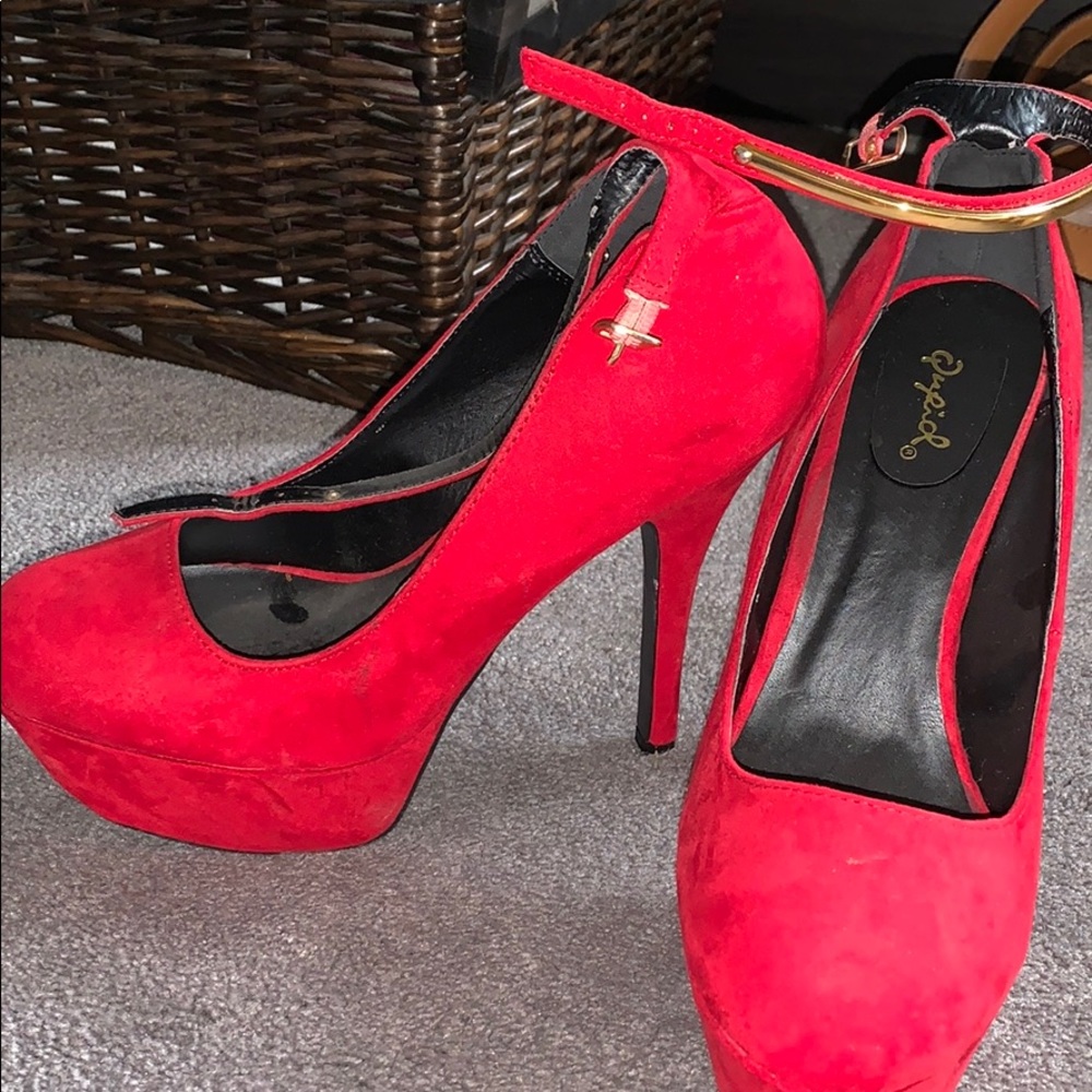Red Heels